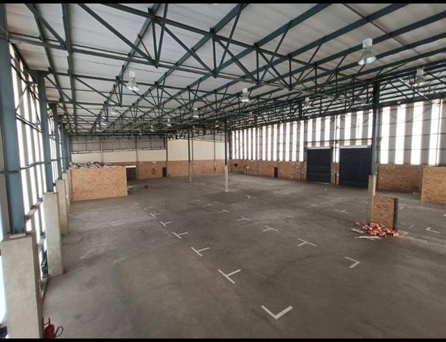 INDUSTRIAL PROPERTY TO RENT IN LASER PARK